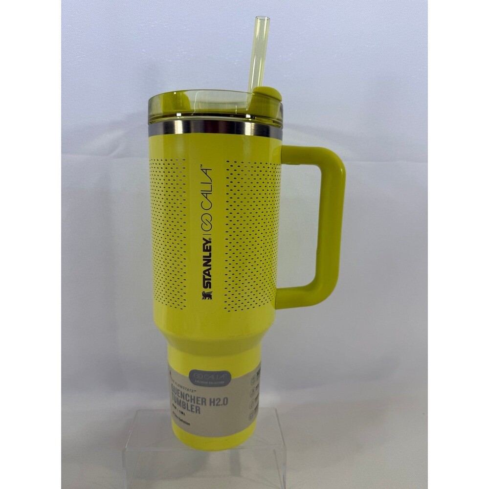 Stanley x Calia Exclusive Quencher H2.0 Tumbler 40oz “pale green” NEW - Picture 1 of 8